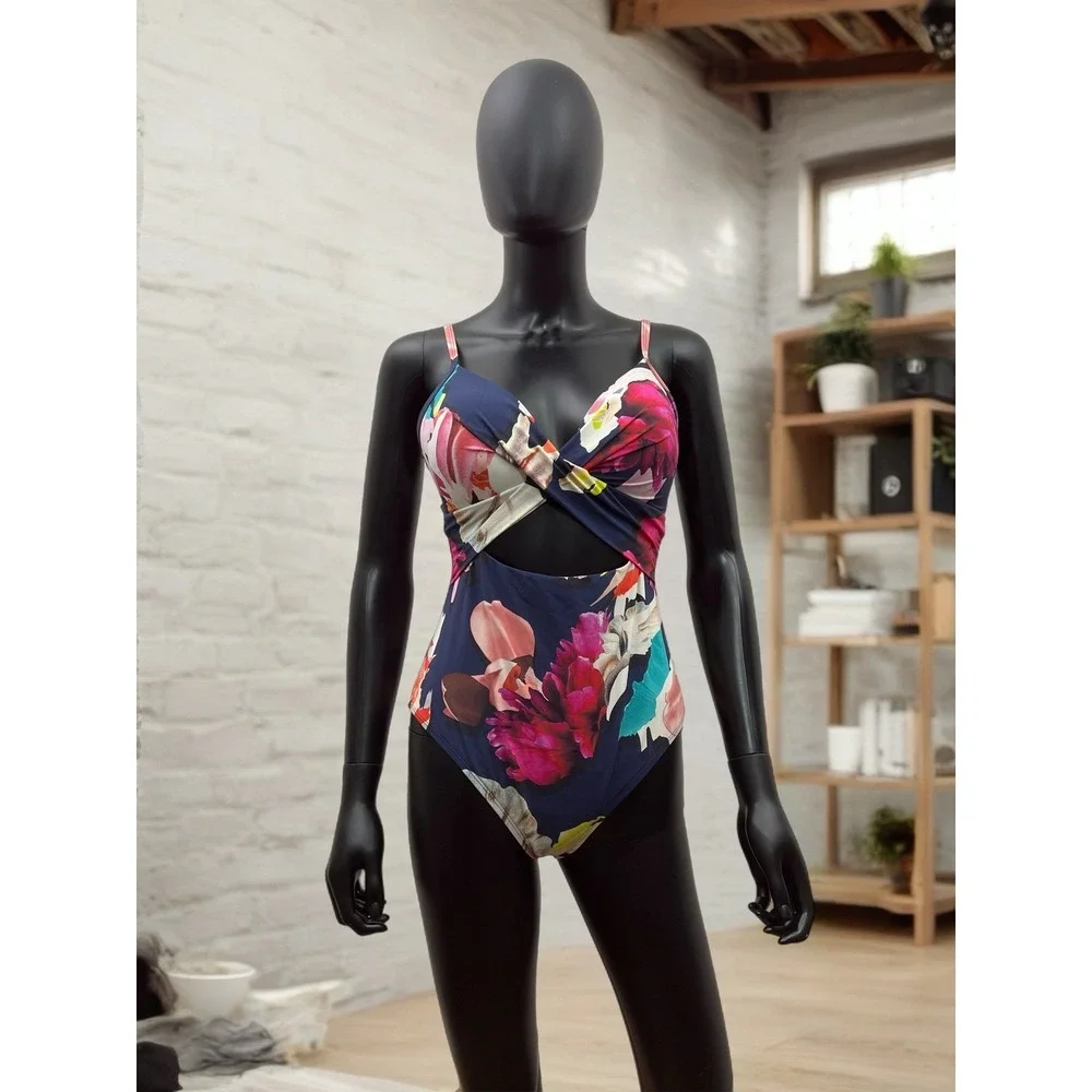 Kenneth Cole Floral Cut-Out One Piece Swimsuit L Twist Front‎ Tropical Print